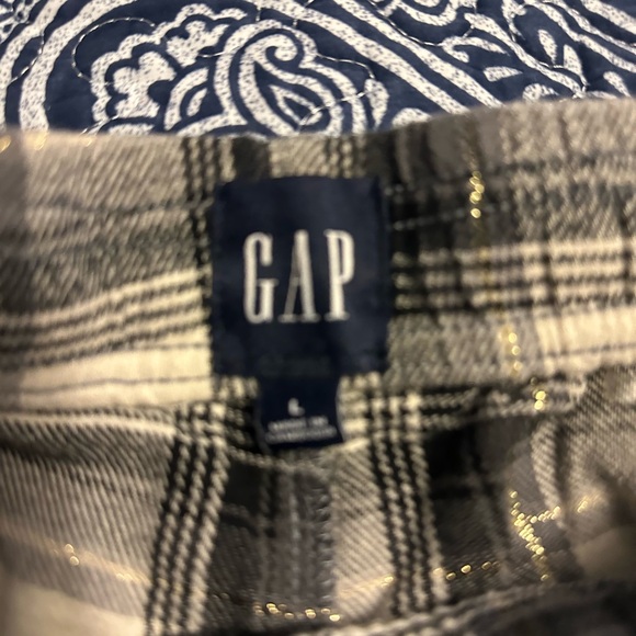 GAP Black and Cream Plaid pajama Pants - Picture 13 of 16